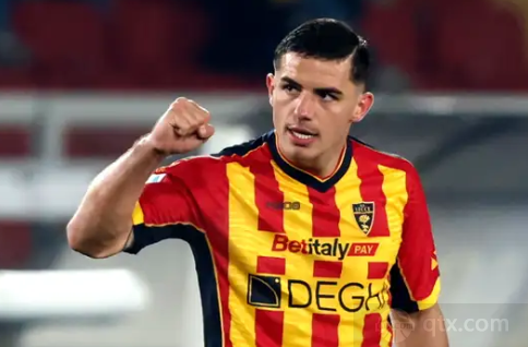 包夹迫使其 包夹迫使其